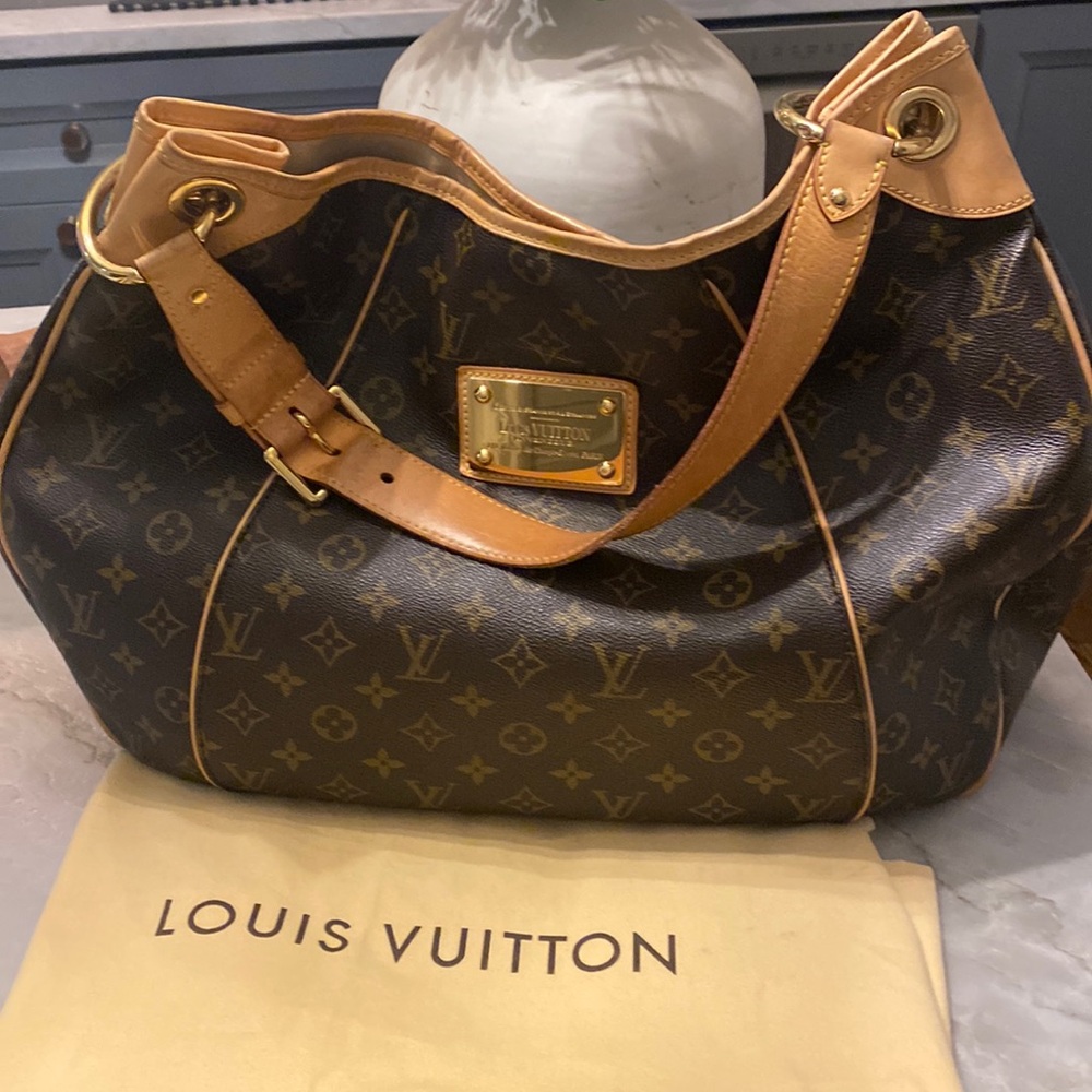 Louis Vuitton Galliera GM